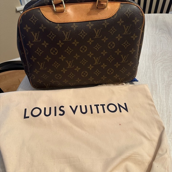 Louis Vuitton handbag - Picture 7 of 8